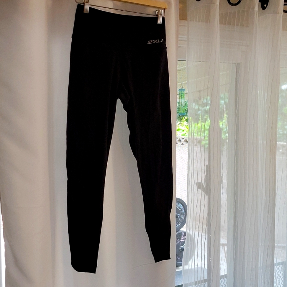 2xu compression tights